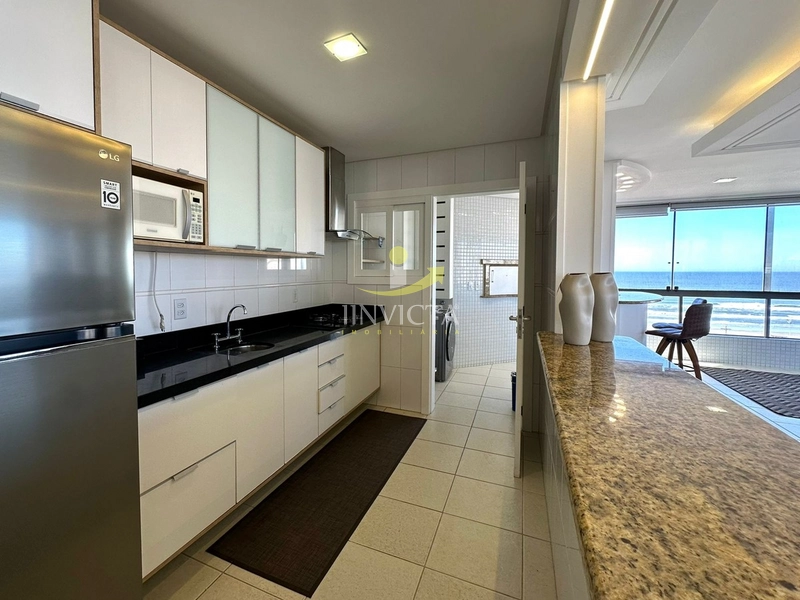 APARTAMENTO MOBILIADO COM 3 DORMITÓRIOS, CENTRO 50 METROS DO MAR!: 24ª foto da galeria de imagens do imóvel