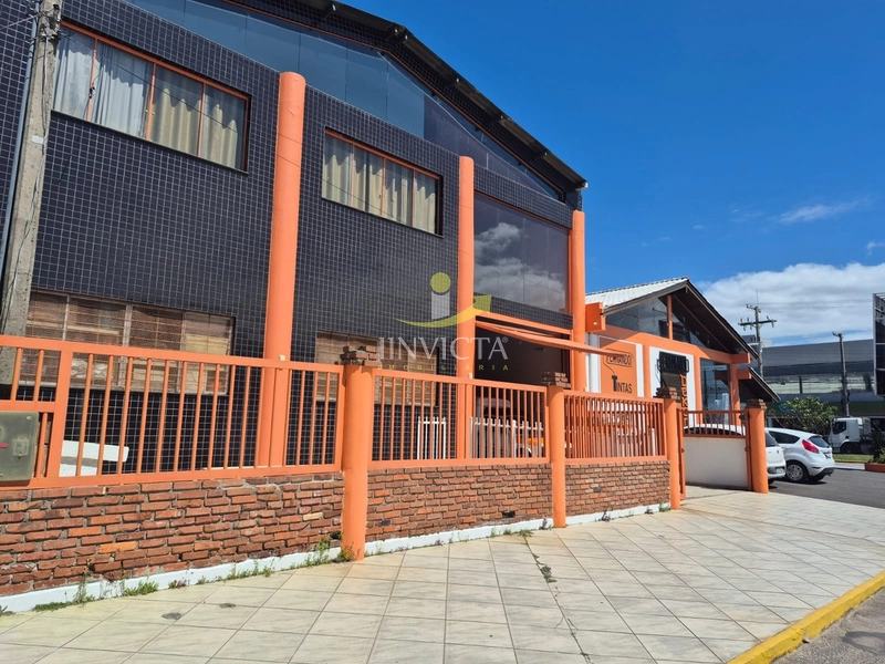 Loja de esquina medindo 450m² disponível para locação anual.: 2ª foto da galeria de imagens do imóvel