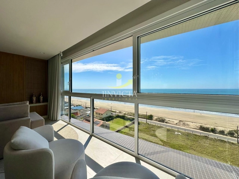 APARTAMENTO À VENDA EM CAPÃO DA CANOA!⁣ DE FRENTE PARA O MAR!: 5ª foto da galeria de imagens do imóvel