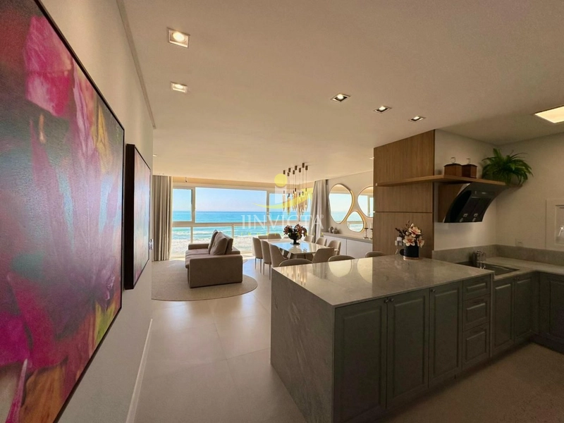 APARTAMENTO À VENDA EM CAPÃO DA CANOA!⁣ DE FRENTE PARA O MAR!: 2ª foto da galeria de imagens do imóvel