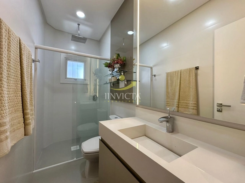 APARTAMENTO À VENDA EM CAPÃO DA CANOA!⁣ DE FRENTE PARA O MAR!: 25ª foto da galeria de imagens do imóvel