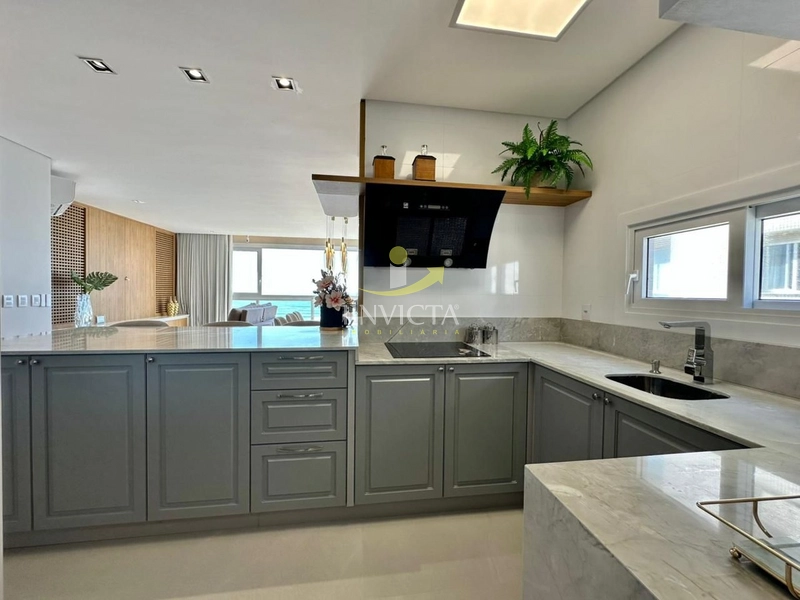 APARTAMENTO À VENDA EM CAPÃO DA CANOA!⁣ DE FRENTE PARA O MAR!: 18ª foto da galeria de imagens do imóvel