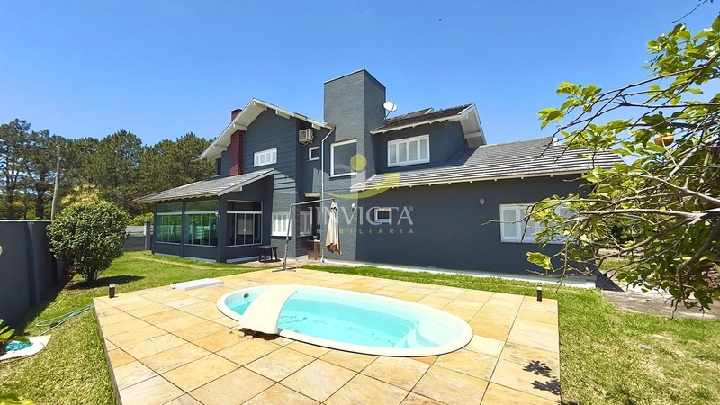 Casa com 5 suítes disponível para locação de temporada.: 1ª foto da galeria de imagens do imóvel