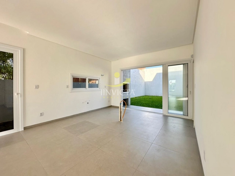 SABRADO À VENDA NO BAIRRO ZONA NOVA, POUCOS METROS DO MAR!.: 4ª foto da galeria de imagens do imóvel