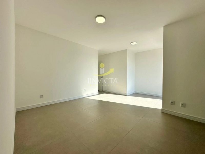 SABRADO À VENDA NO BAIRRO ZONA NOVA, POUCOS METROS DO MAR!.: 16ª foto da galeria de imagens do imóvel