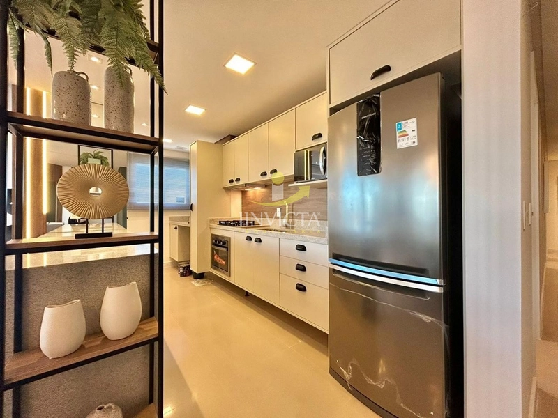 BELO APARTAMENTO COM 4 SUÍTES, BAIRRO NAVEGANTES!!!!: 9ª foto da galeria de imagens do imóvel