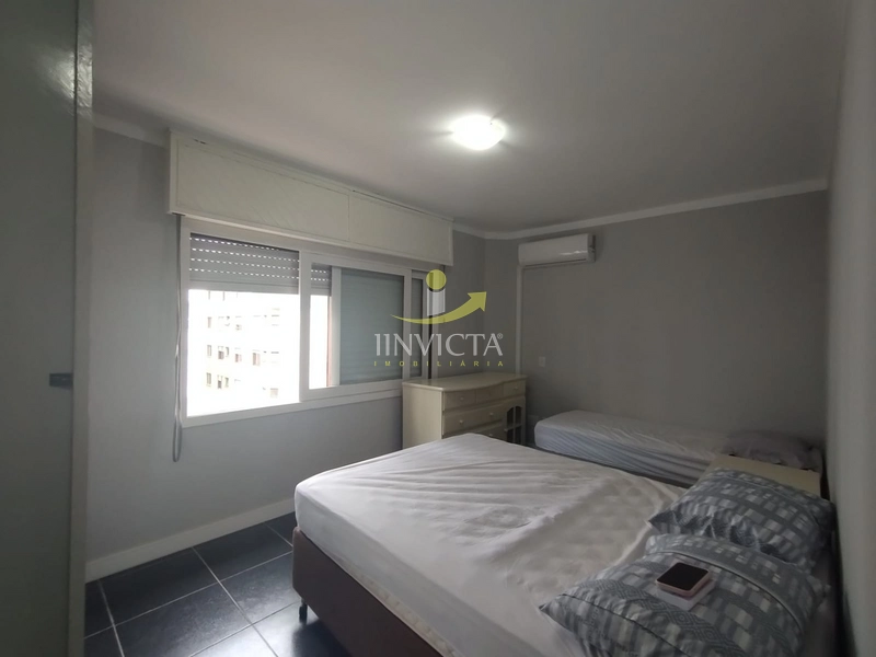 APARTAMENTO AMPLO E AREJADO – A POUCOS METROS DO MAR!: 8ª foto da galeria de imagens do imóvel