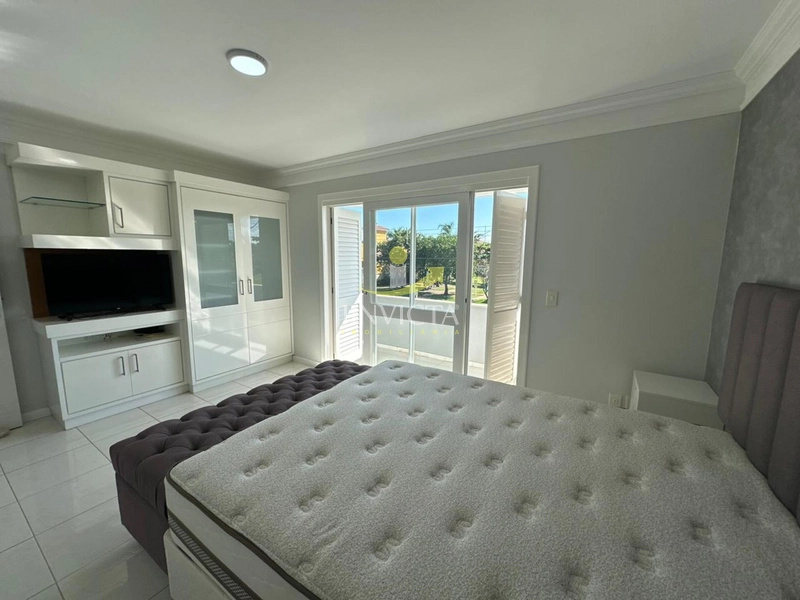 Belíssima casa no condomínio Condado de Capão: 22ª foto da galeria de imagens do imóvel