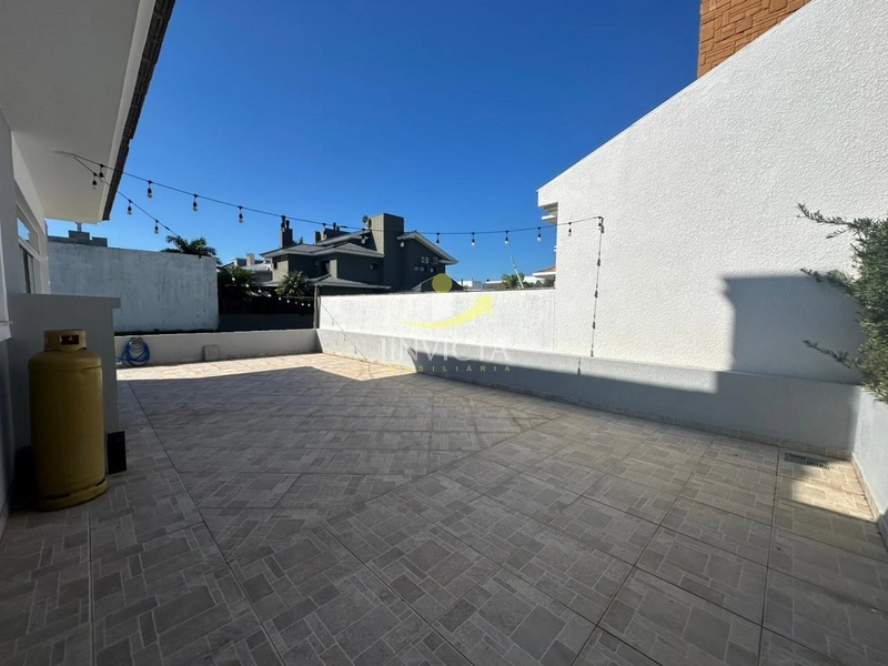 Belíssima casa no condomínio Condado de Capão: 4ª foto da galeria de imagens do imóvel