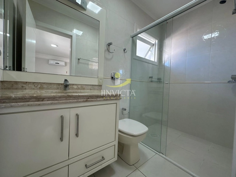 Belíssima casa no condomínio Condado de Capão: 28ª foto da galeria de imagens do imóvel