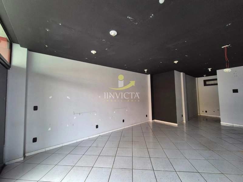 Loja disponível para locação anual na Av. Paragaussú.: 3ª foto da galeria de imagens do imóvel