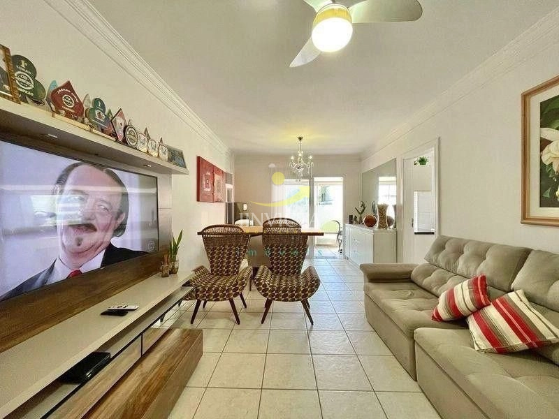 Apartamento de 3 dormitórios disponível para locação de temporada.