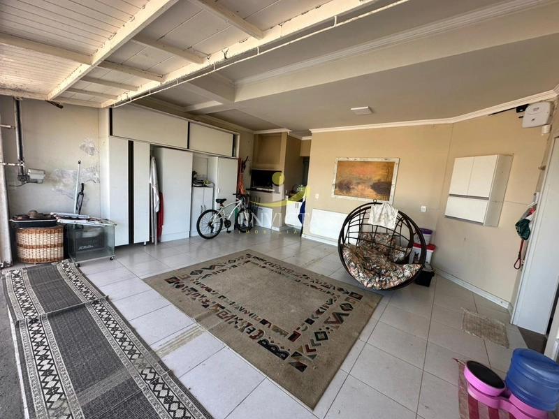 Sobrado com 4 dormitórios, 2 suítes – Frente à praça e ao mar!: 21ª foto da galeria de imagens do imóvel