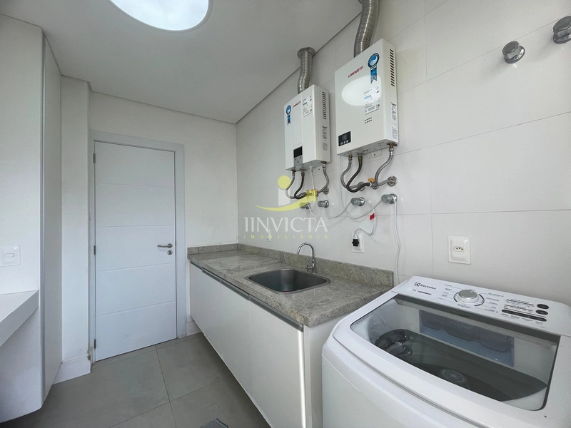 Sobrado com 4 suítes disponível para locação de temporada.: 14ª foto da galeria de imagens do imóvel