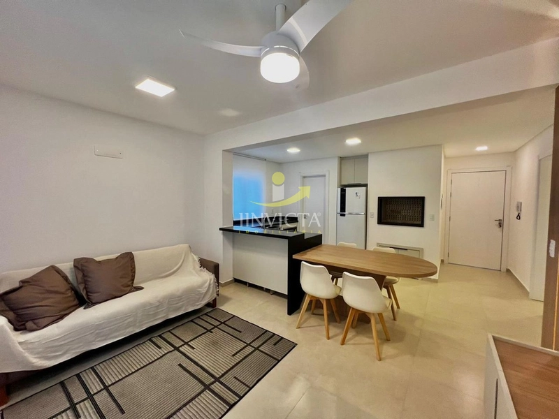 Apartamento com 2 suítes disponível para locação de temporada.: 1ª foto da galeria de imagens do imóvel