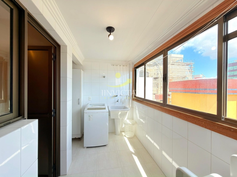 Apartamento de 4 dormitórios disponível para locação de temporada.: 25ª foto da galeria de imagens do imóvel