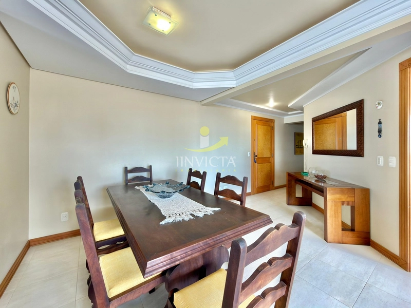 Apartamento de 4 dormitórios disponível para locação de temporada.: 4ª foto da galeria de imagens do imóvel