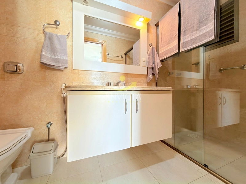 Apartamento de 4 dormitórios disponível para locação de temporada.: 17ª foto da galeria de imagens do imóvel