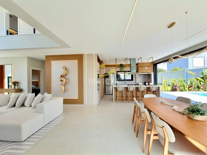 Residência de alto padrão com 4 suítes em condomínio fechado.: 5ª foto da galeria de imagens do imóvel