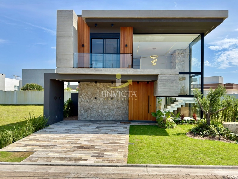 Residência de alto padrão com 4 suítes em condomínio fechado.: 1ª foto da galeria de imagens do imóvel