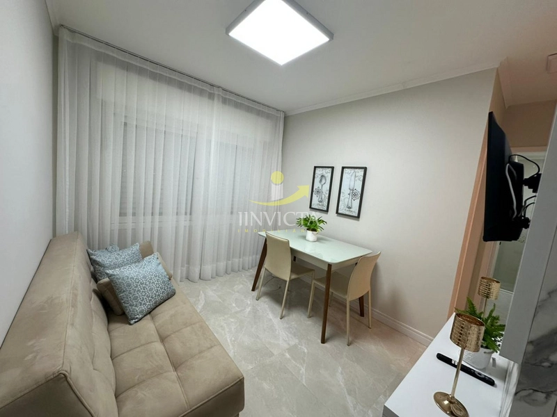 APARTAMENTO A 01 QUADRA DO MAR: 2ª foto da galeria de imagens do imóvel