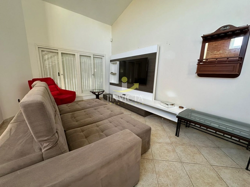 SOBRADO EM XANGRI-LA: 5ª foto da galeria de imagens do imóvel