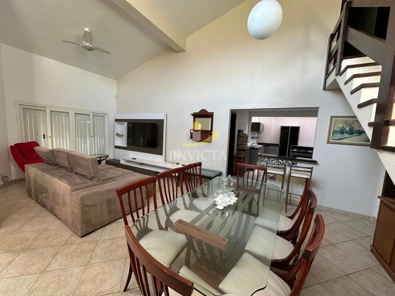 SOBRADO EM XANGRI-LA: 4ª foto da galeria de imagens do imóvel