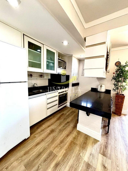 Duplex em Xangri-la: 9ª foto da galeria de imagens do imóvel