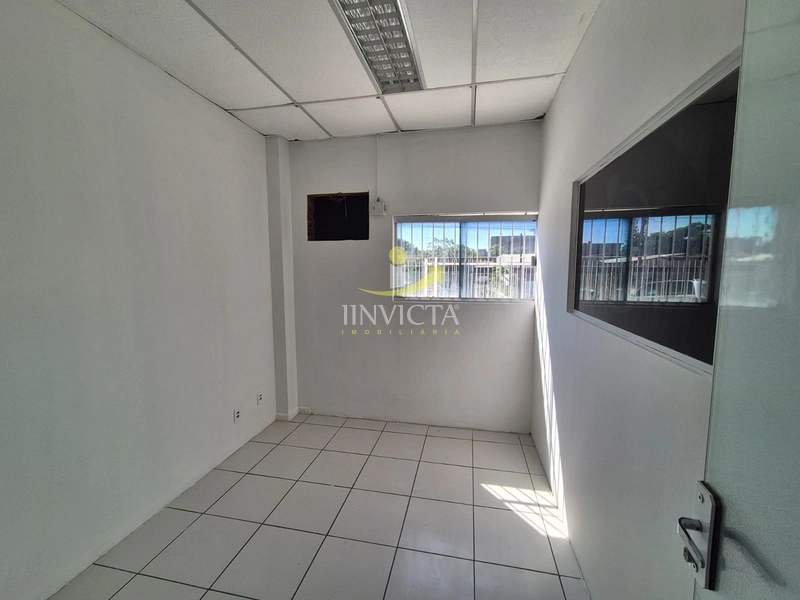 Loja disponível para locação anual.: 10ª foto da galeria de imagens do imóvel