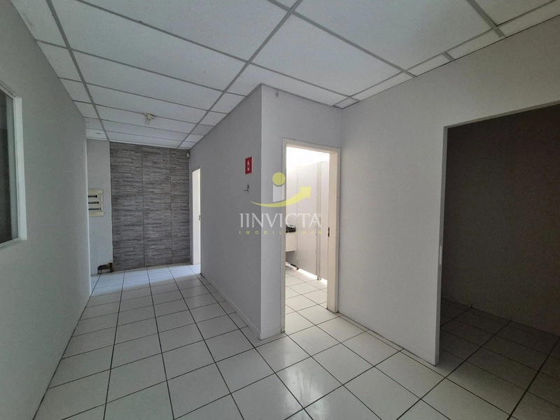 Loja disponível para locação anual.: 12ª foto da galeria de imagens do imóvel