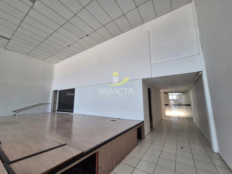 Loja disponível para locação anual.: 2ª foto da galeria de imagens do imóvel