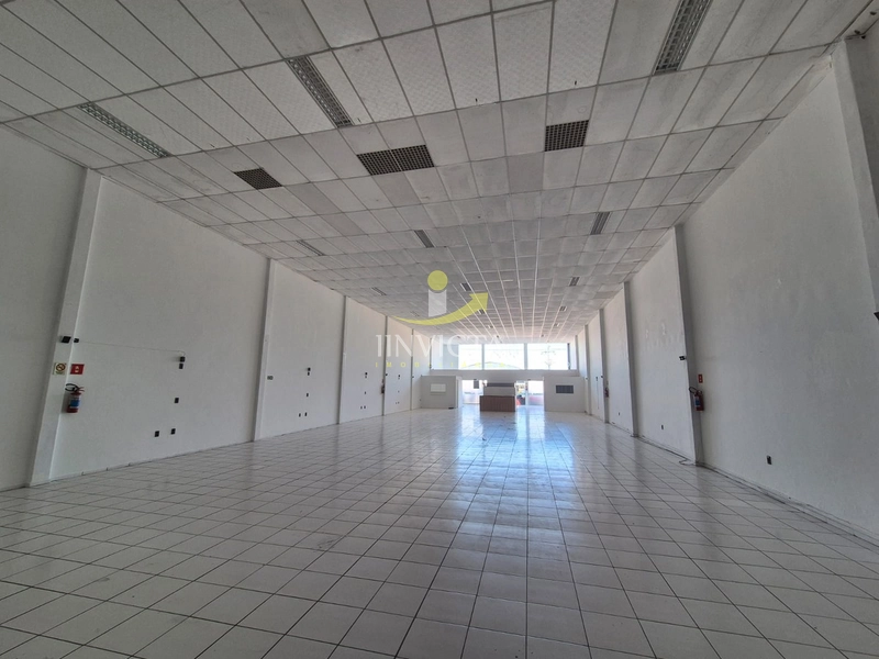 Loja disponível para locação anual.: 4ª foto da galeria de imagens do imóvel