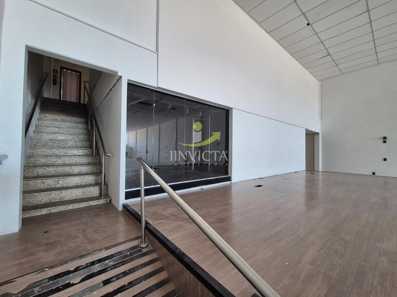 Loja disponível para locação anual.: 16ª foto da galeria de imagens do imóvel