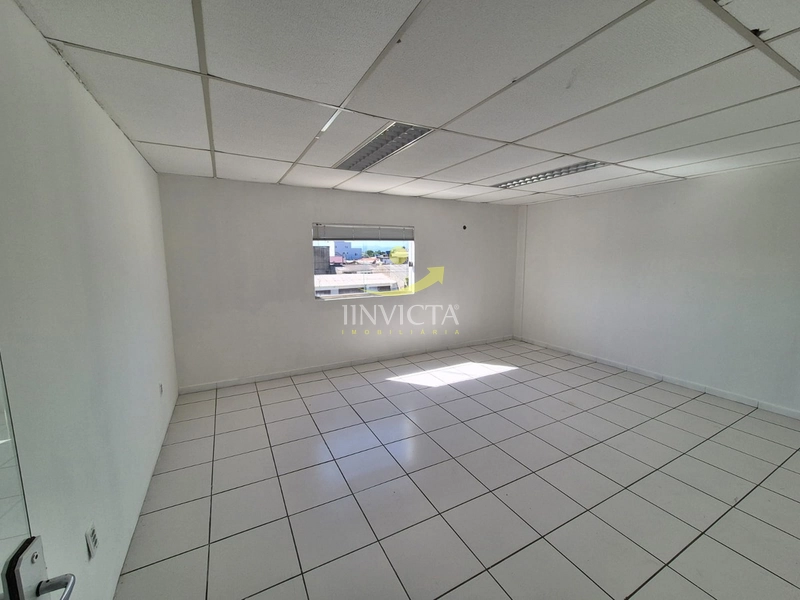 Loja disponível para locação anual.: 23ª foto da galeria de imagens do imóvel