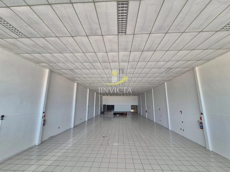 Loja disponível para locação anual.: 26ª foto da galeria de imagens do imóvel