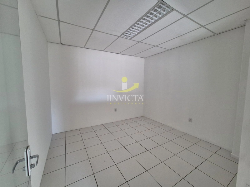 Loja disponível para locação anual.: 9ª foto da galeria de imagens do imóvel