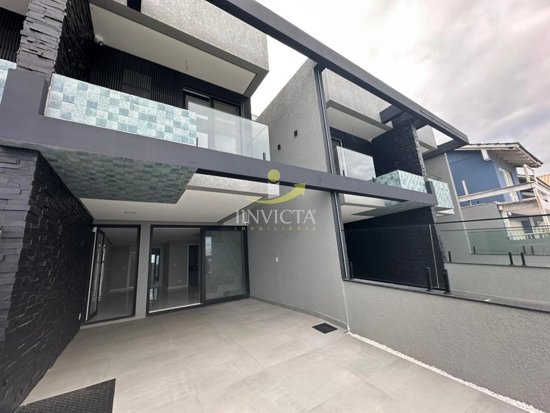 SOBRADO A BEIRA MAR DISPONÍVEL PARA LOCAÇÃO ANUAL: 2ª foto da galeria de imagens do imóvel