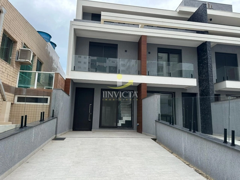 SOBRADO PARA LOCAÇÃO ANUAL