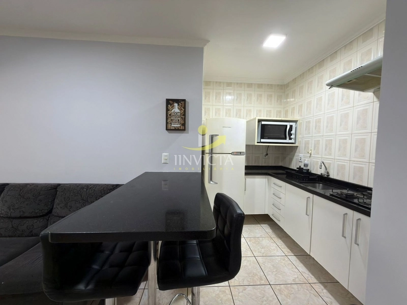 Apartamento de 2 dormitórios disponível para locação anual.: 8ª foto da galeria de imagens do imóvel