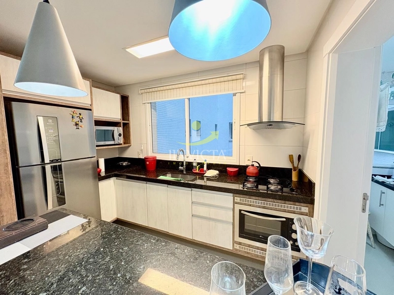 APARTAMENTO EM FRENTE A PRAÇA SURDOS E MUDOS!: 8ª foto da galeria de imagens do imóvel