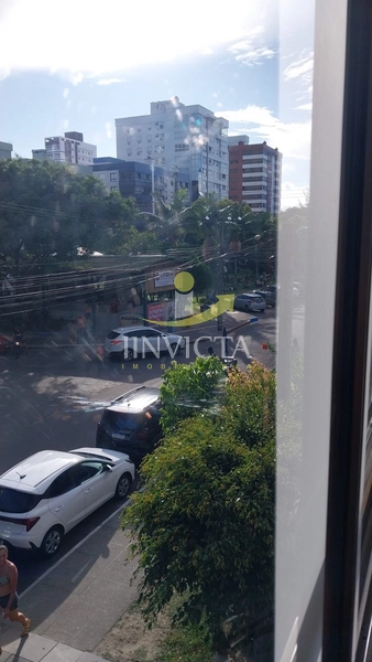 TRES AMPLOS DORMITÓRIOS DE FRENTE PRA MAIS BELA AVENIDA A POUCOS M/MAR: 3ª foto da galeria de imagens do imóvel