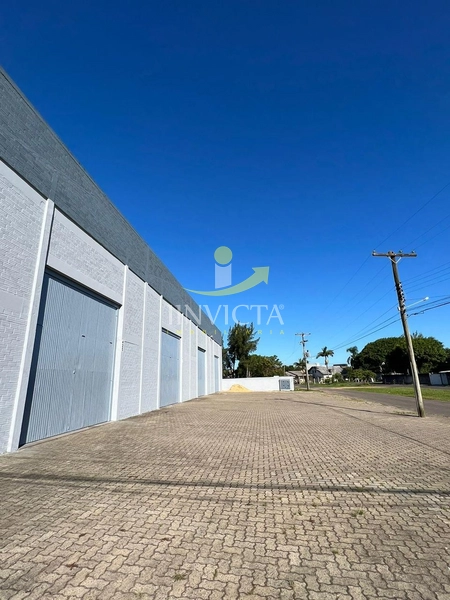 Pavilhão disponível para locação anual.: 17ª foto da galeria de imagens do imóvel