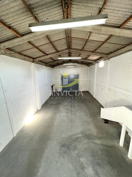 Pavilhão disponível para locação anual.: 3ª foto da galeria de imagens do imóvel