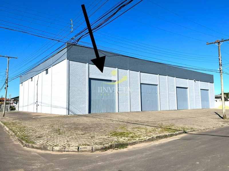 Pavilhão disponível para locação anual.: 12ª foto da galeria de imagens do imóvel