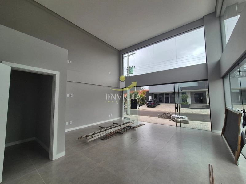 Loja para locação anual no bairro Girassol, excelente ponto comercial.: 5ª foto da galeria de imagens do imóvel