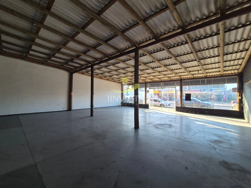 Loja disponível para locação anual.: 7ª foto da galeria de imagens do imóvel