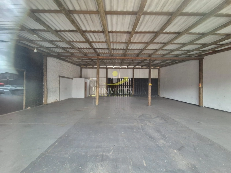 Loja disponível para locação anual.: 2ª foto da galeria de imagens do imóvel