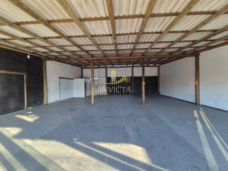 Loja disponível para locação anual.: 4ª foto da galeria de imagens do imóvel