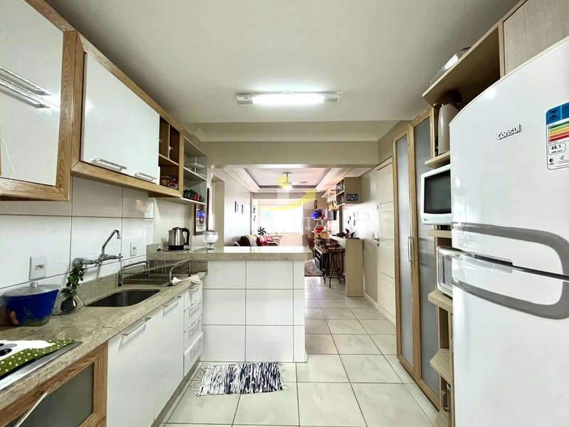 Lindo apartamento 2 dormitórios próximo ao mar: 6ª foto da galeria de imagens do imóvel