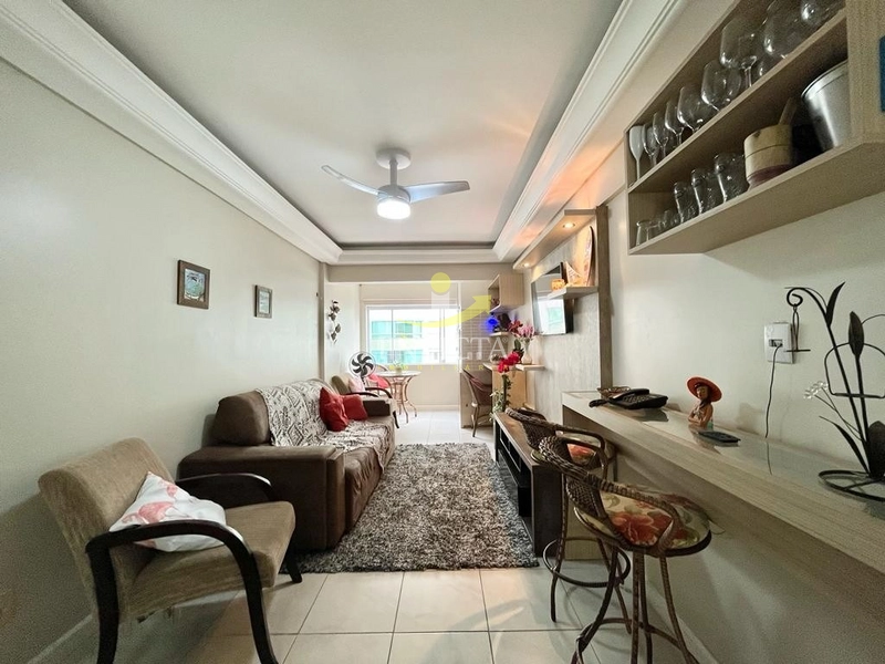 Lindo apartamento 2 dormitórios próximo ao mar: 1ª foto da galeria de imagens do imóvel